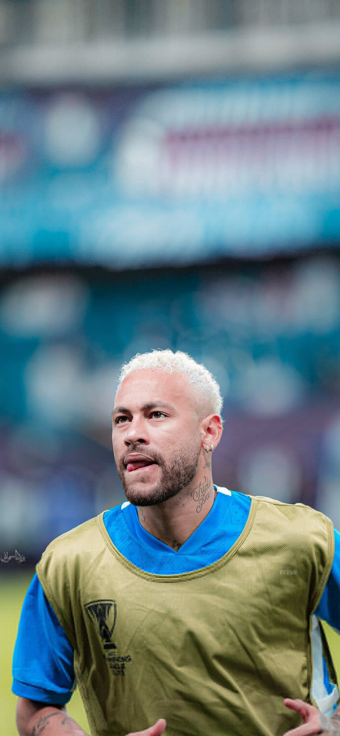 曼纳：不着急续约安古伊萨；丁丁手术成功；卢卡库几周内归队