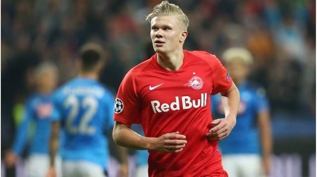 莱奥一剑封喉，AC米兰1-0复仇拉齐奥，登顶意甲积分榜坐山观虎斗