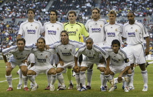 西班牙足协宣传反家暴：面对家庭暴力，直接出示红牌