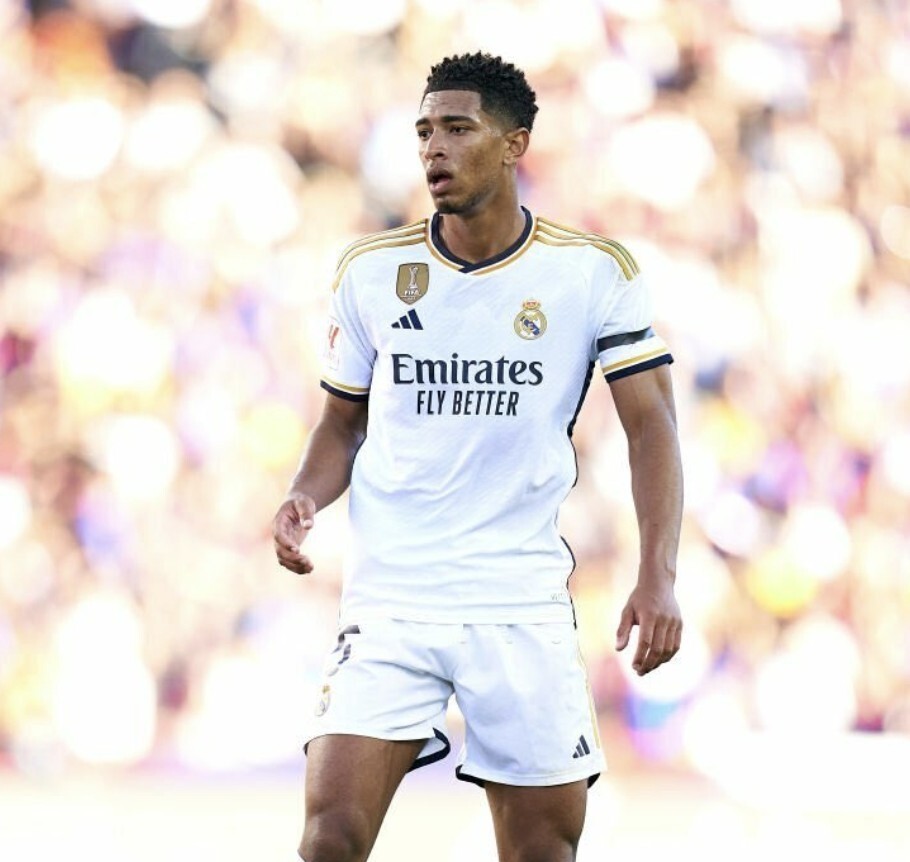 对朱利安·阿尔瓦雷斯的突然刹车