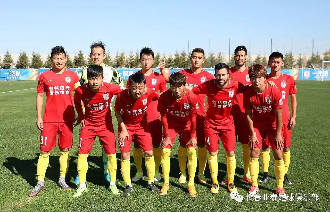 巴萨旧将：足球世界没人能达到梅西的高度，他让我们变得更好