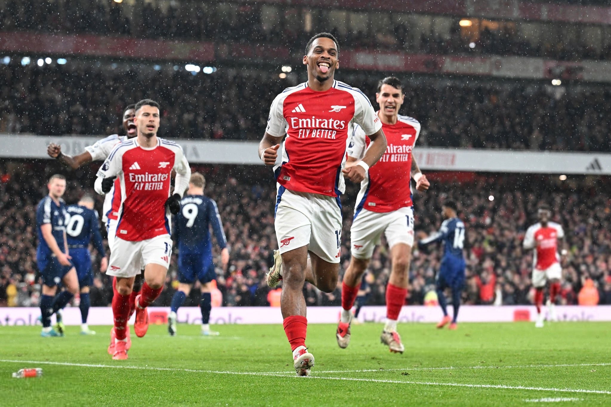 梦回火箭！哈登36分钟狂轰55分 首节27分+半场35分 刷爆七大纪录