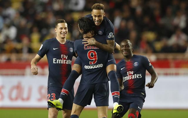 懂球帝12周年120大瞬间决赛：梅西捧大力神杯PK武磊绝平巴萨